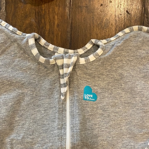 Love to Dream Baby Sleep sack in Light Blue and Gray - Picture 3 of 9